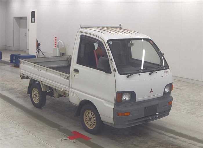 25943
